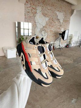 Жіночі кросівки Adidas Niteball Beige Black Red фото
