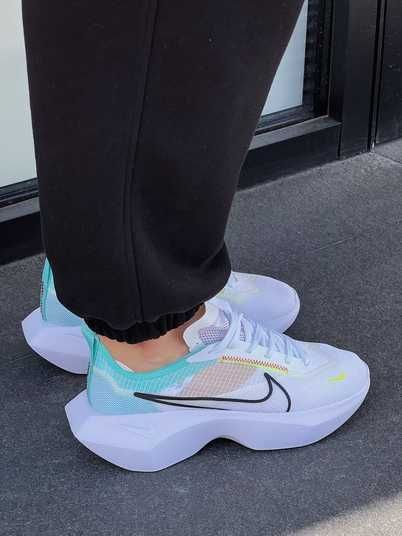 Женские кроссовки Nike Vista Lite 
