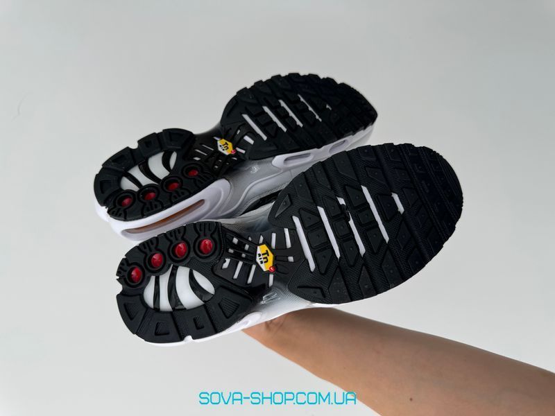 Чоловічі кросівки Nike Air Max TN Plus White/Black фото