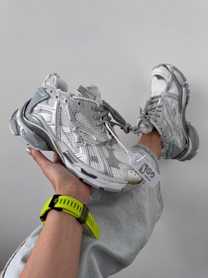Жіночі кросівки Premium Balenciaga Runner Trainer White/Silver фото