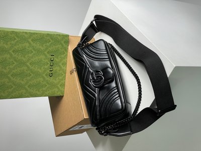 Жіноча сумка Gucci Marmont Medium Shoulder Bag Total Black Premium фото