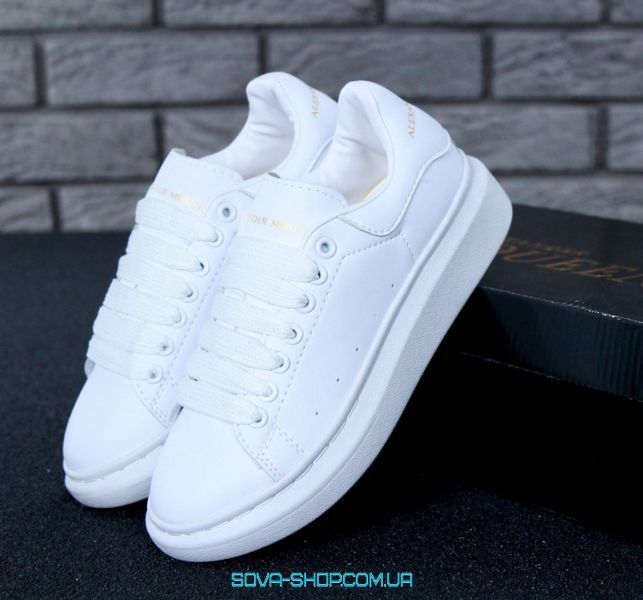 Жіночі кросівки Oversized Sneakers White Alexander McQueen фото