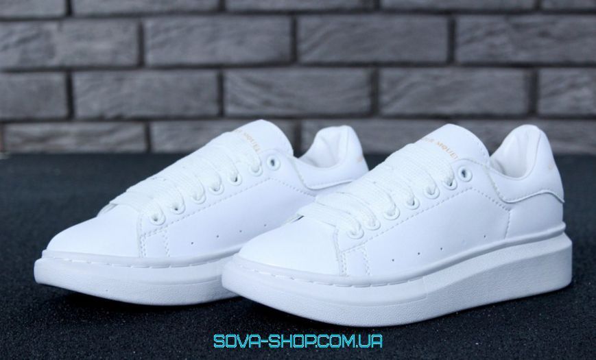 Жіночі кросівки Oversized Sneakers White Alexander McQueen фото