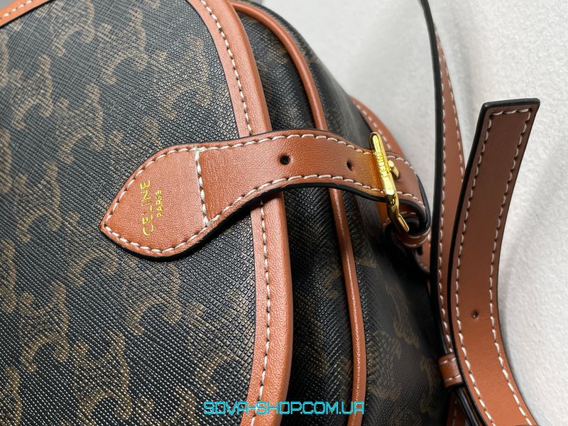 Женская сумка Celine Medium Folco Bag in Triomphe Canvas And Calfskin Tan Premium фото