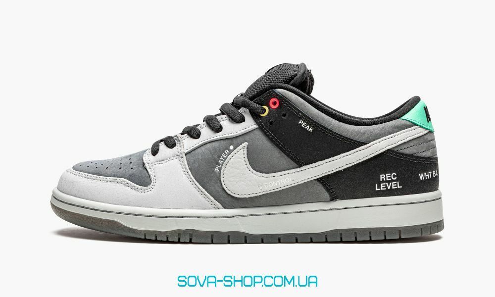 スニーカー NIKE SB DUNK LOW PRO 