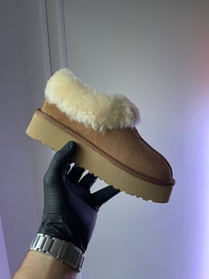 Женские зимние ботинки UGG Coquette Platform Chestnut Premium фото