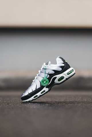 Tn air max store green