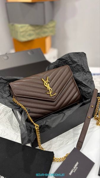 Жіноча сумка Saint Laurent Cassandre Matelasse Chain Wallet In Grain De Poudre Embossed Leather Brown Premium фото