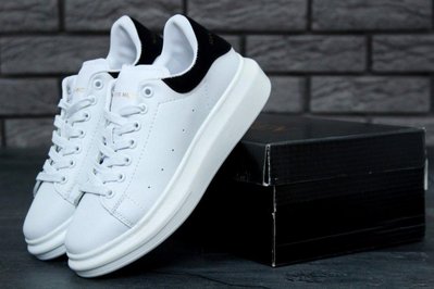 Женские и мужские кроссовки Oversized Sneakers White|Black унісекс Alexander McQueen фото