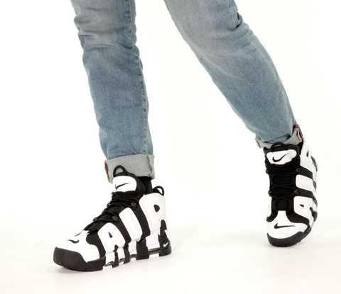 Nike more uptempo sales black white