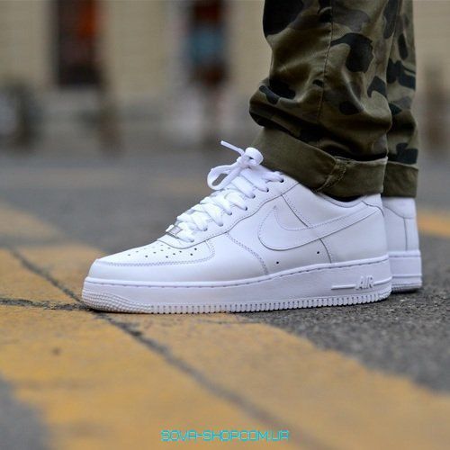 Чоловічі кросівки Air Force 1 Low White Nike фото