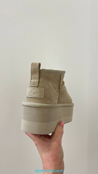 Жіночі зимові ботинки UGG Ultra Mini Ivory Platform фото