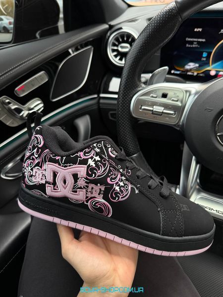 Жіночі кросівки DC Court Graffik Black Pink Sabbath фото