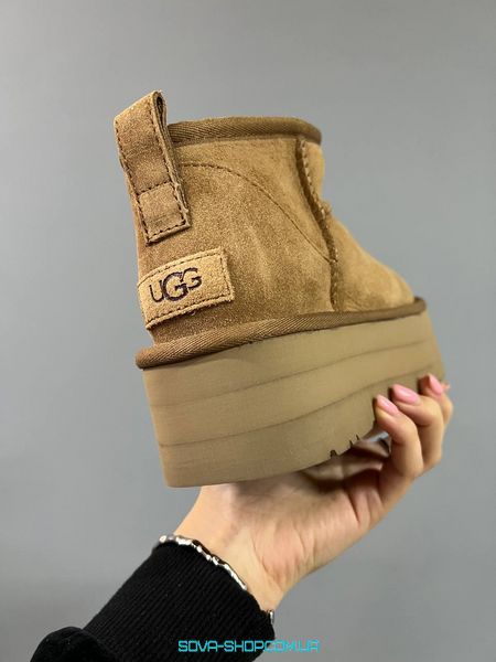 Жіночі зимові ботинки UGG Women'S Classic Ultra Mini Platform Bootie фото