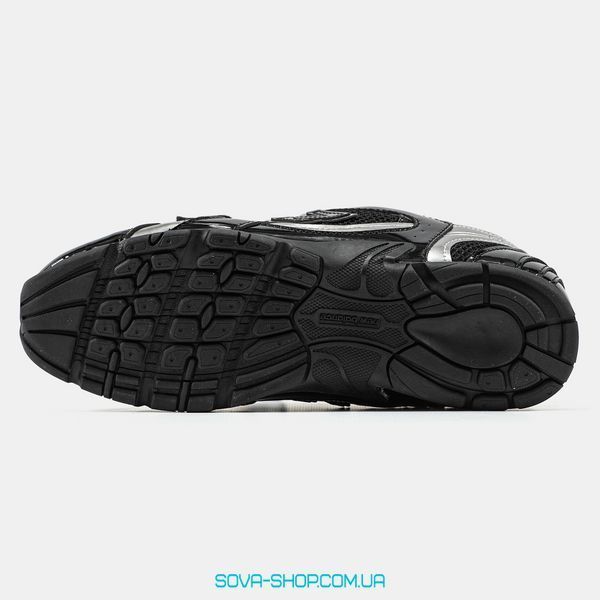 Жіночі кросівки New Balance x Miu Miu Black/Silver 530 SL Sneakers фото