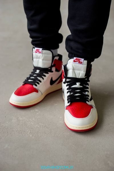 Мужские баскетбольные кроссовки Nike Travis Scott x Air Jordan 1 High OG &ldquo;Heritage&rdquo; Custom фото