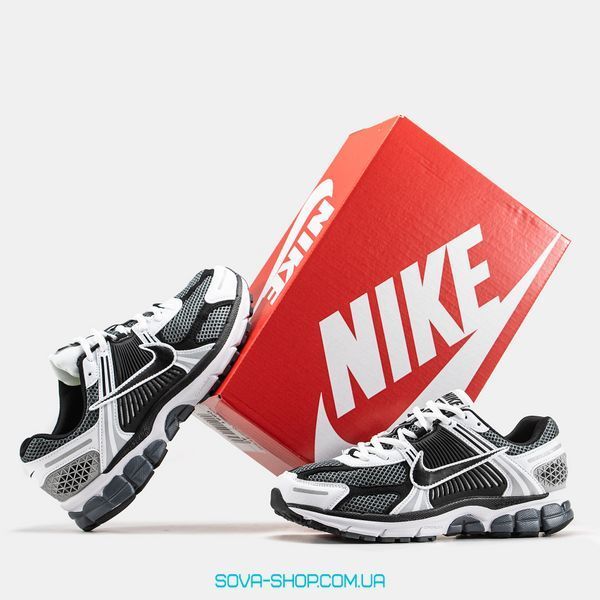 Мужские кроссовки Nike Zoom Vomero 5 Black White фото