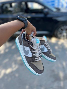 Жіночі кросівки Nike SB Dunk Low Pro Big Money Savings фото