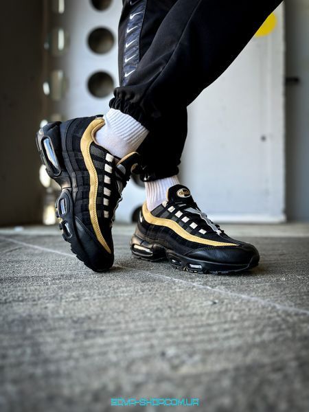 Чоловічі кросівки Nike Air Max 95 "Black Elemental Gold" фото