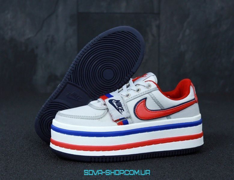 Жіночі кросівки Vandal 2K Metallic Silver/University Red-Obsidian Nike фото