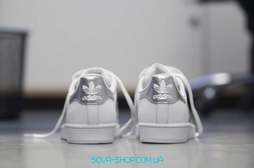 Жіночі кросівки Superstar White Silver Adidas фото