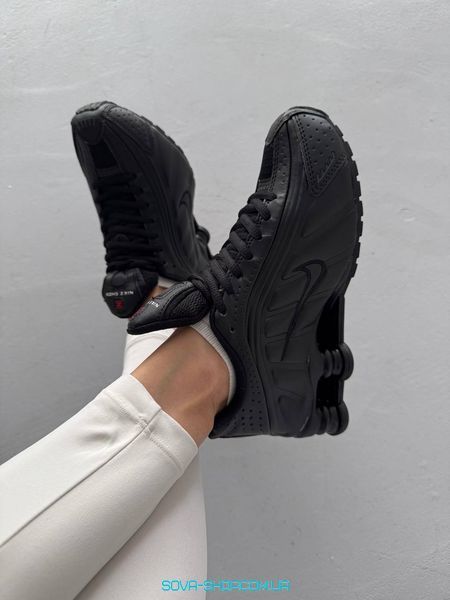 Чоловічі та жіночі кросівки Nike SHOX R4 FULL BLACK фото