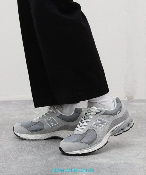 Оригінальні чоловічі кросівки New Balance 2002 Grey GORE-TEX M2002RXJ фото