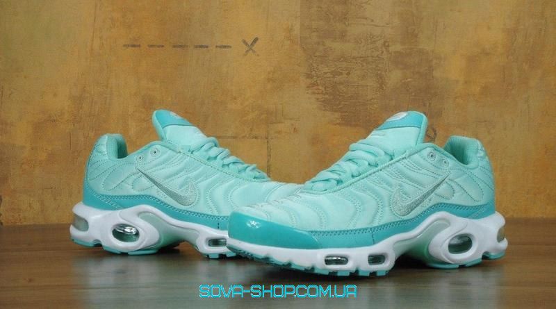 Жіночі кросівки Air Max Plus Satin Green Nike фото