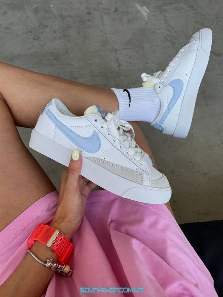 Женские кроссовки Nike Blazer LOW &ldquo;WHITE / BLUE&rdquo; фото