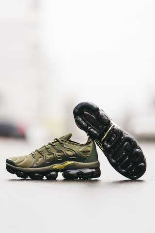 Olive green hot sale nike vapormax