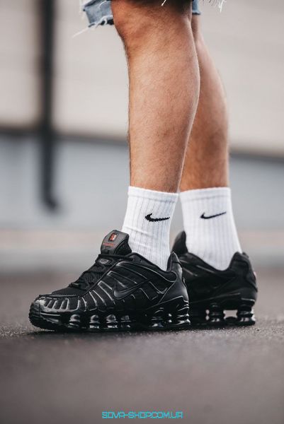 Чоловічі та жіночі кросівки Nike SHOX TL Black фото