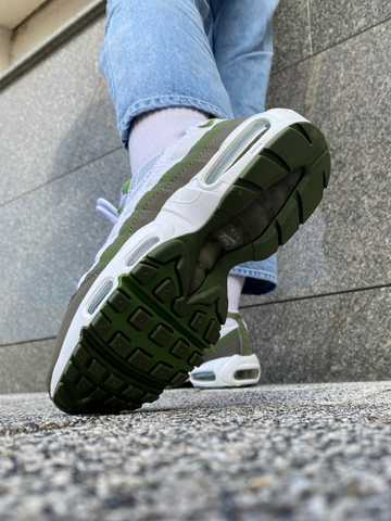 Nike air best sale max white green