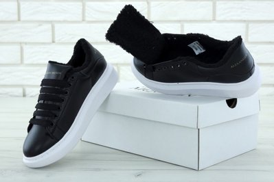 Зимові жіночі кросівки Alexander McQueen Oversized Sneakers Black Winter фото