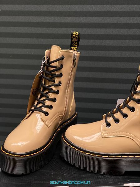 Жіночі зимові ботинки Dr.Martens Jadon Beige Patent фото