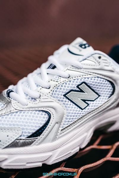 Чоловічі та жіночі кросівки New Balance 530 White Navy фото