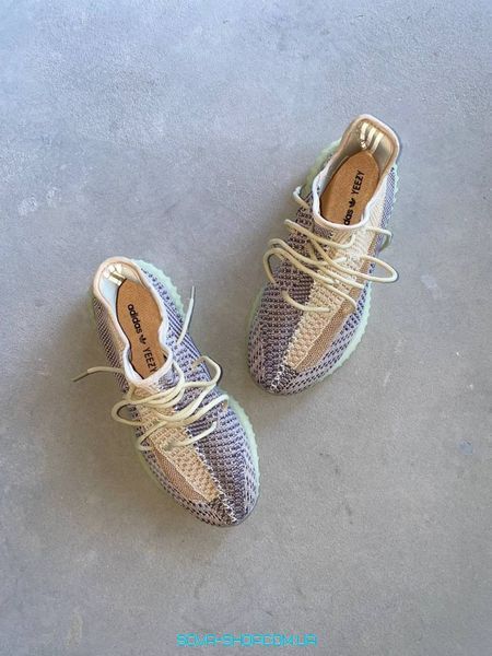 Мужские и женские кроссовки Yeezy Boost 350 V2 Ash Pearl Adidas фото