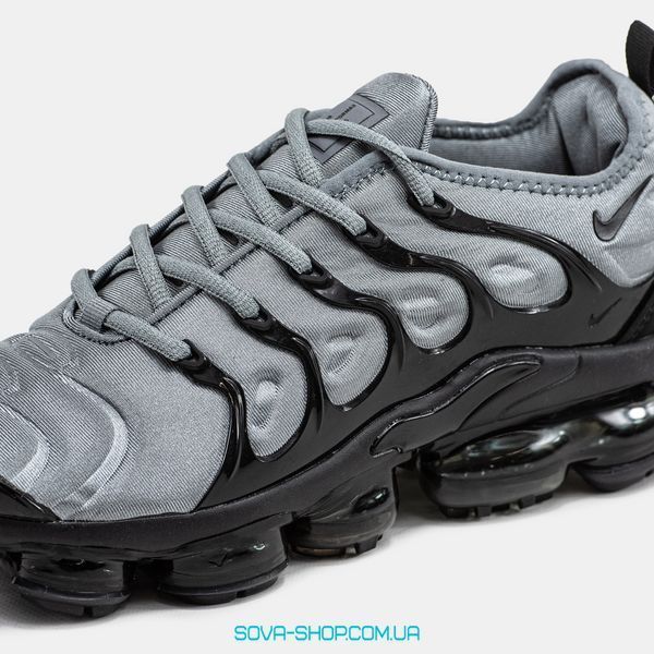 Чоловічі кросівки Nike Air VaporMax Plus Grey Black фото