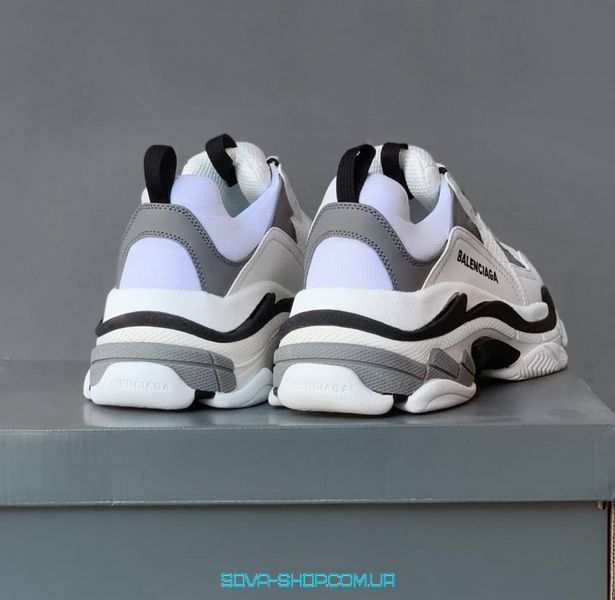 Жіночі кросівки Balenciaga Triple S White/Grey фото