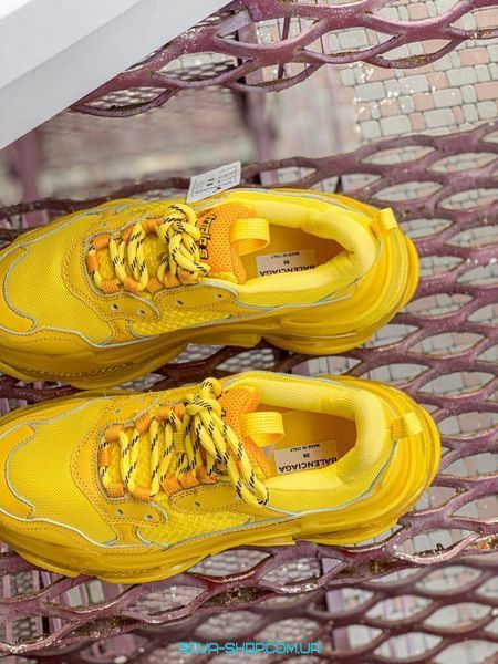 Жіночі кросівки TRIPLE S "YELLOW" Balenciaga фото