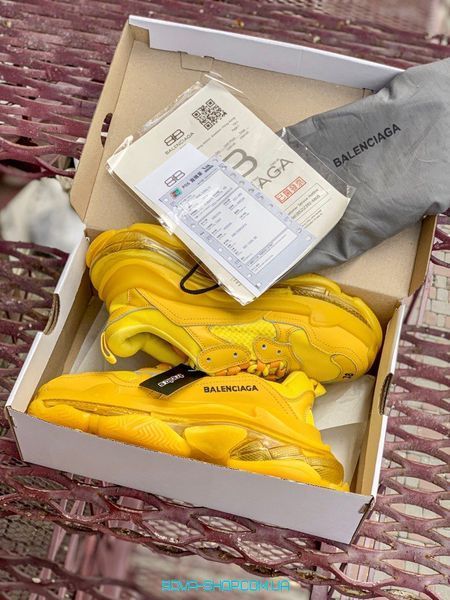 Жіночі кросівки TRIPLE S "YELLOW" Balenciaga фото