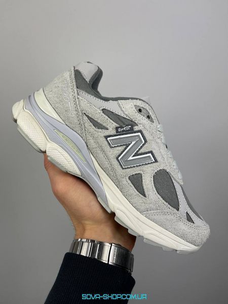 Чоловічі та жіночі кросівки New Balance 990v3 x Levi&rsquo;s Elephant Skin фото