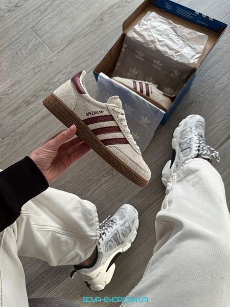 Женские кроссовки Adidas Spezial Off White Collegiate Burgundy фото