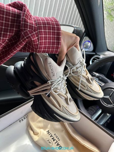 Женские кроссовки Balmain Unicorn Apricot/Black Premium фото