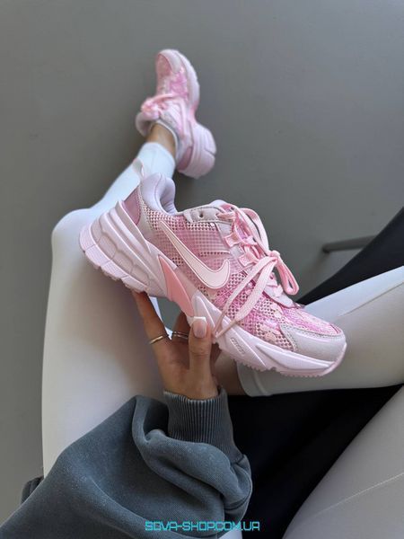 Жіночі кросівки Nike V2K Runtekk "Pink Flowers" фото