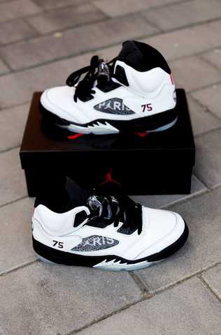 Paris clearance 5s jordans