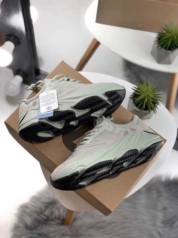 Yeezy 700 heren shop mint