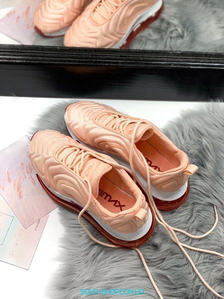 Женские кроссовки Air Max 720 peach Nike фото