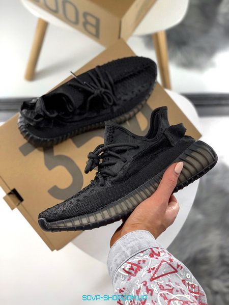 Чоловічі та жіночі кросівки Yeezy Boost 350 v2 Black (БЕЗ рефлектива) Adidas фото