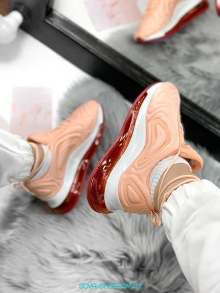 Женские кроссовки Air Max 720 peach Nike фото