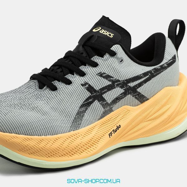 Жіночі кросівки Asics Superblast Grey Peach фото